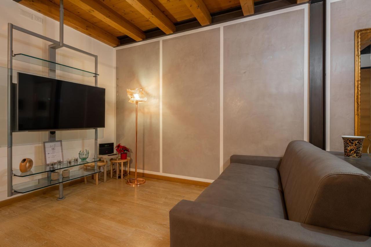 Venezia-Suite HemingwayA Pochi Passi Outlet Noventa di Piave Exterior photo